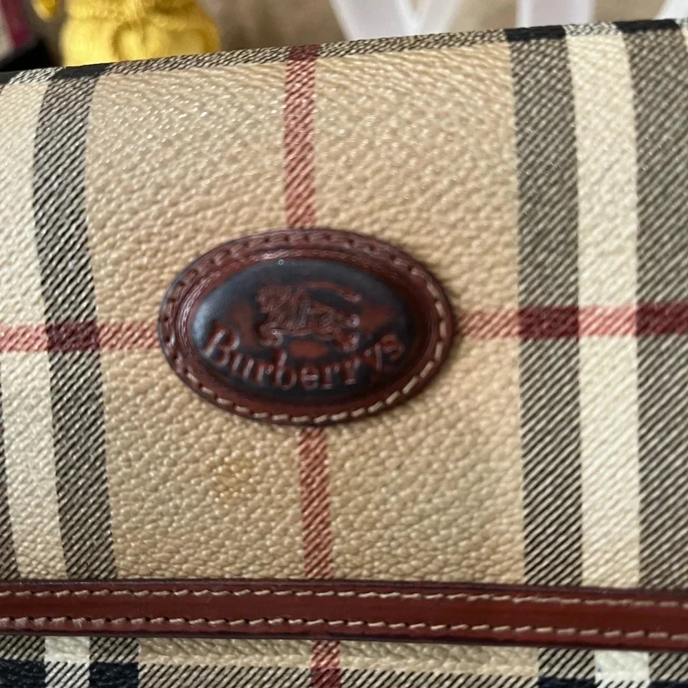 Burberrys Vintage Bifold Wallet